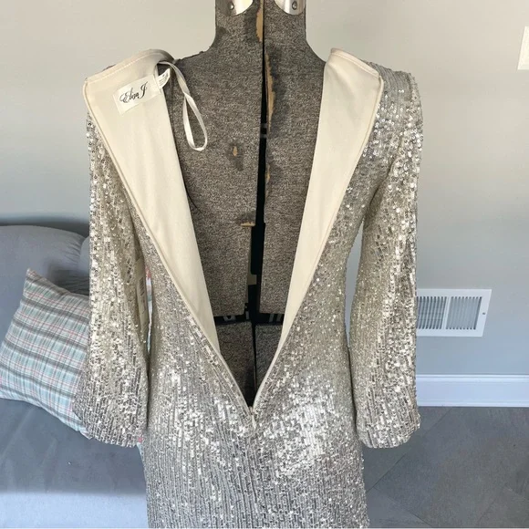 NWT Silver, and cream, Eliza J, double layered sequence dress - Picture 8 of 13